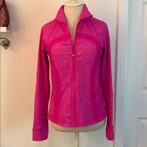 lululemon define jacket in hot pink. size 8.